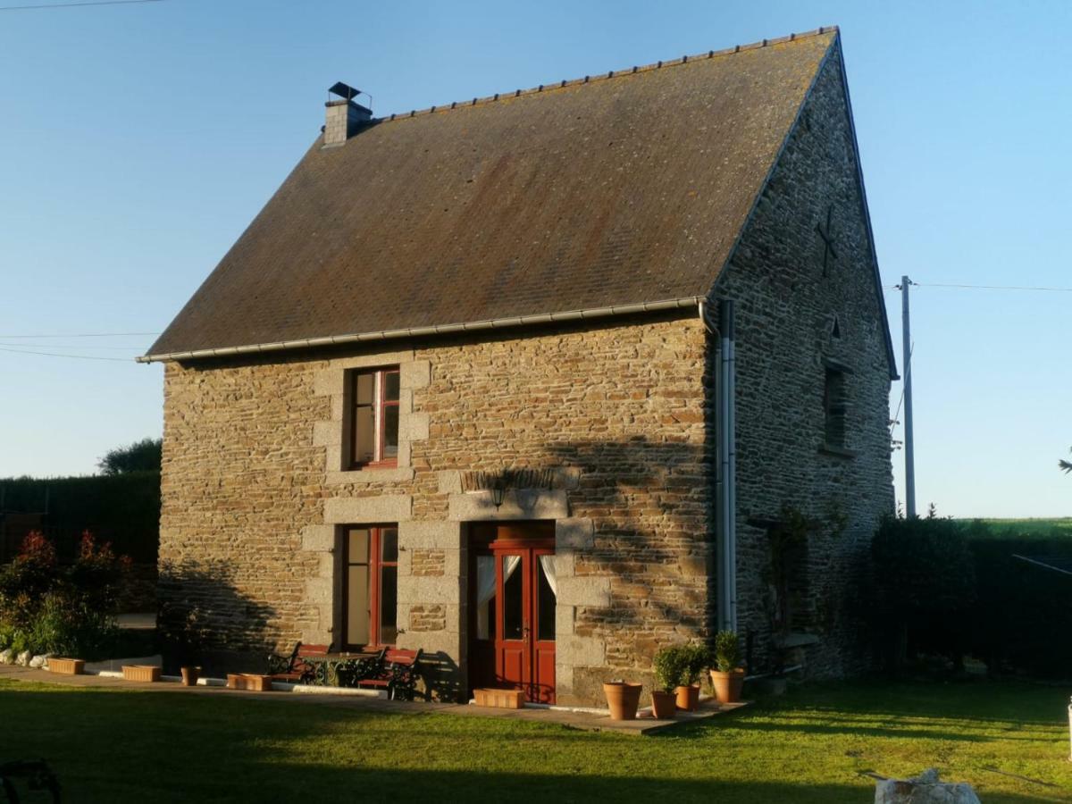 Villa La Loctais Les Portes du Coglais Exterior foto